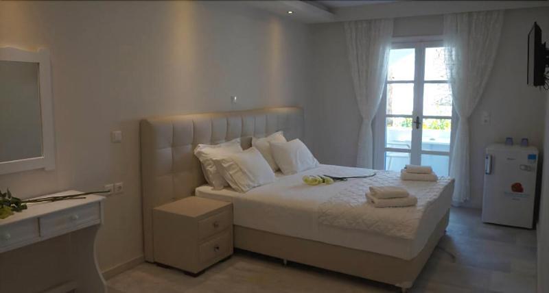 Sagterra Hotel Naxos City Exterior photo